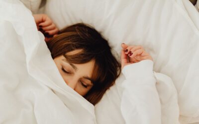 Does Sleeping on Your Back Help Face Symmetry? The Truth Behind